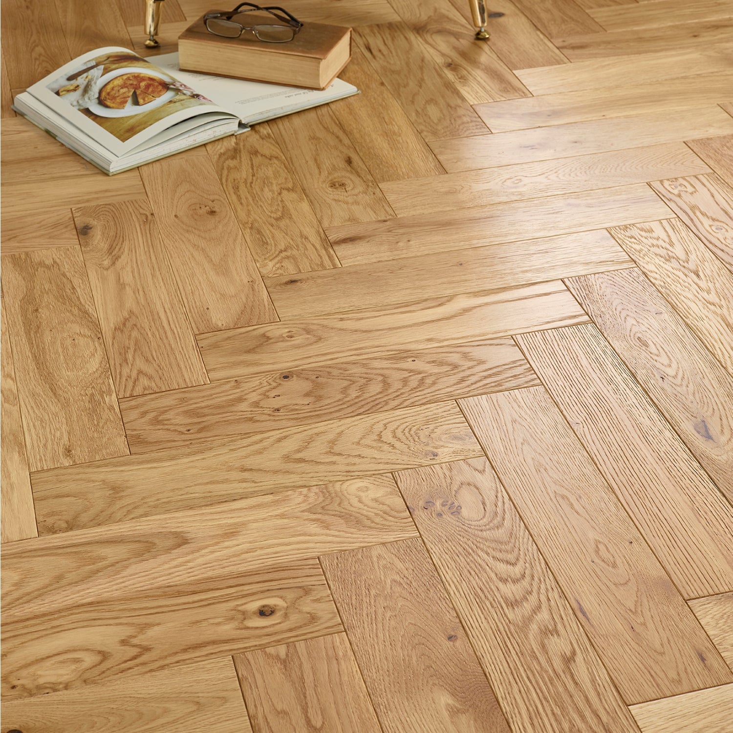 Lusso Rome Herringbone Natural Brushed & Lacquered Engineered Oak