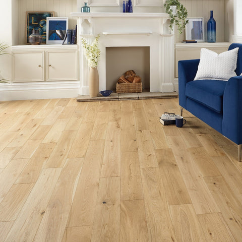 Lusso Novara Brushed & Invisible Engineered Oak