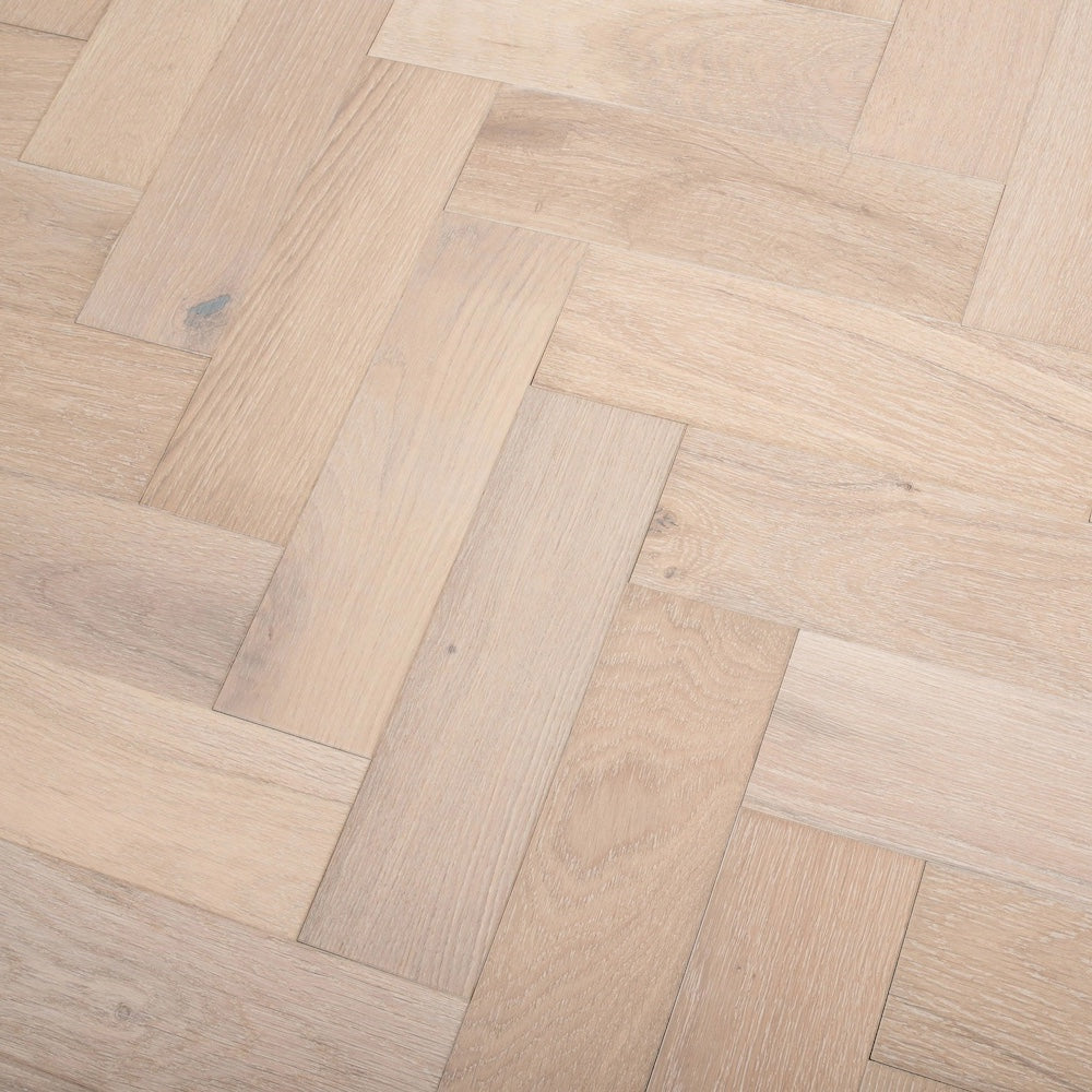 Lusso Novara Luxe Cougar Engineered Oak