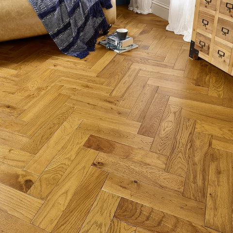 Lusso Venice Luxe Golden Oak Brushed & Oiled 20/6 mm Herringbone Engineered Wood Flooring