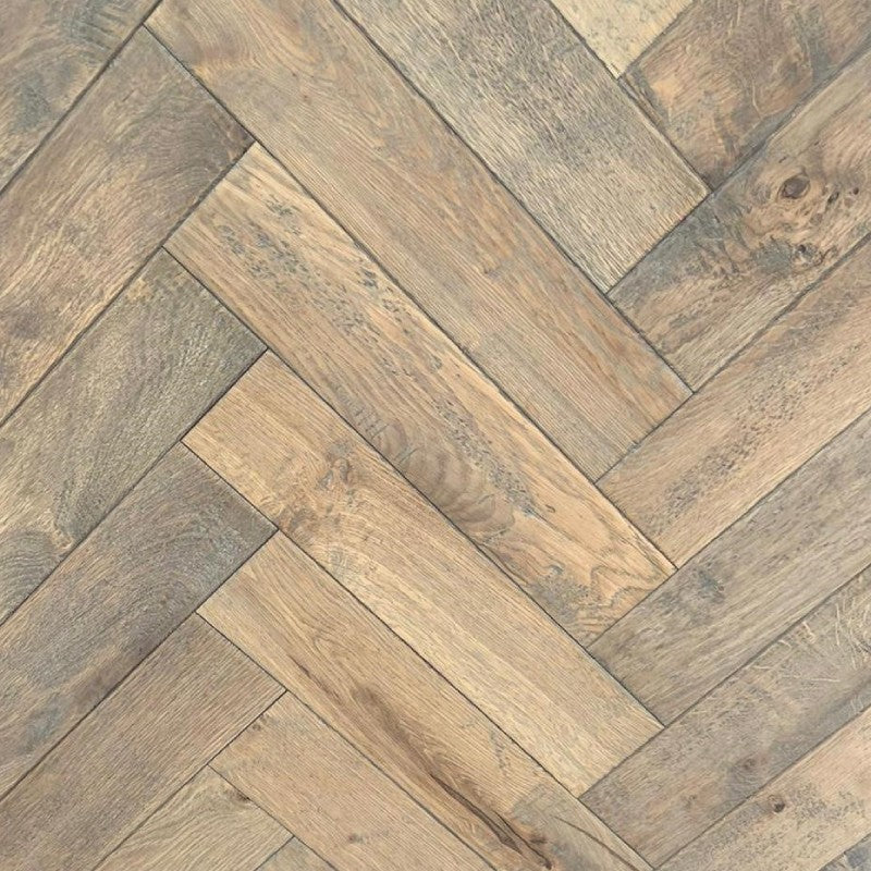 Lusso Vernazza Oak Herringbone Flooring